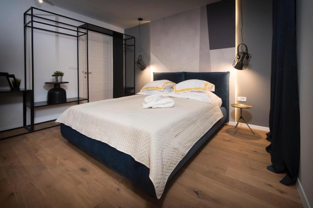 Sibinicum Luxury Rooms Sibenik Ngoại thất bức ảnh